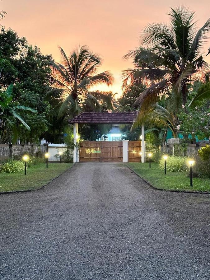 Babira Brookside Heritage Resort 库玛拉孔 外观 照片