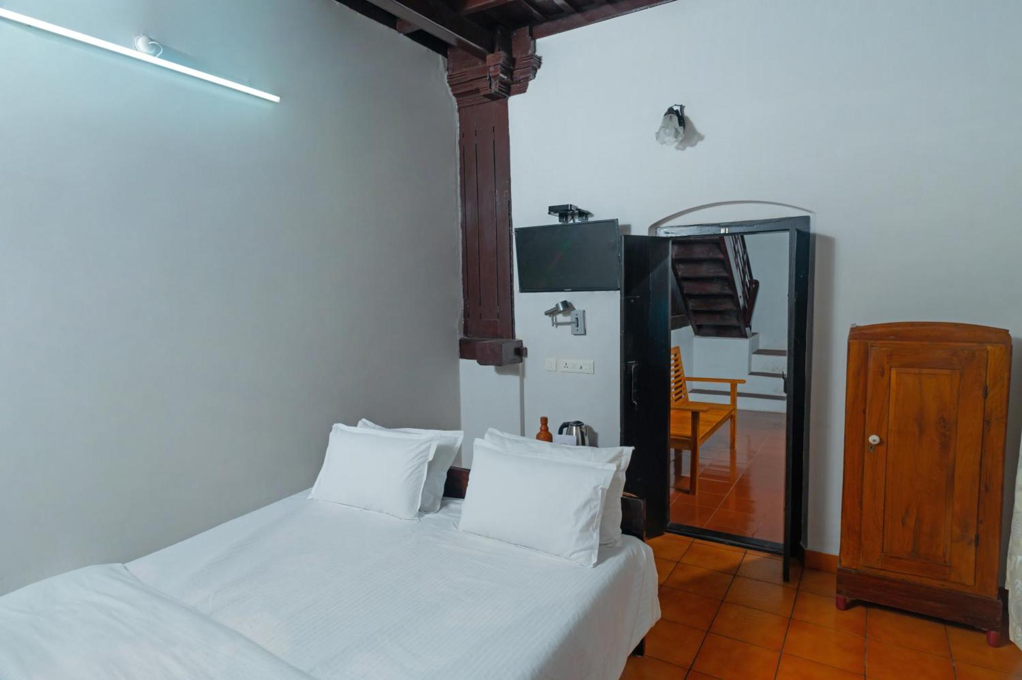 Babira Brookside Heritage Resort 库玛拉孔 外观 照片