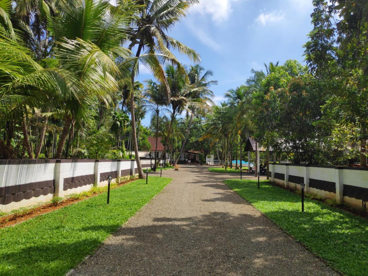 Babira Brookside Heritage Resort 库玛拉孔 外观 照片