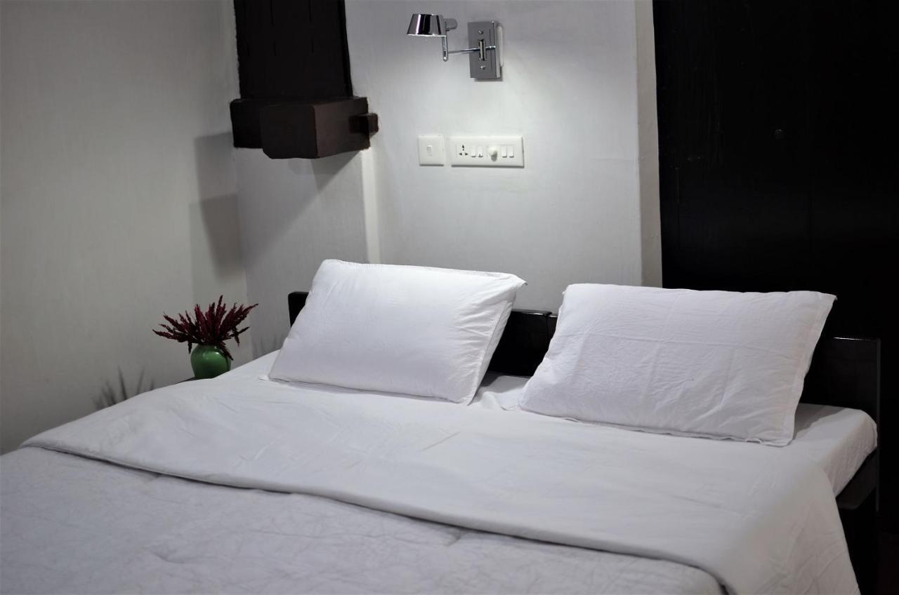 Babira Brookside Heritage Resort 库玛拉孔 外观 照片
